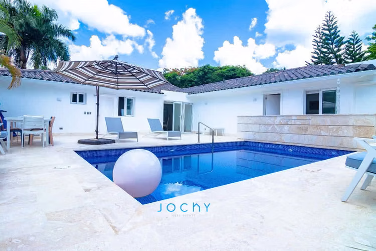 Jochy Real Estate vende, Golf Villa en Casa de Campo, La Romana, R.D