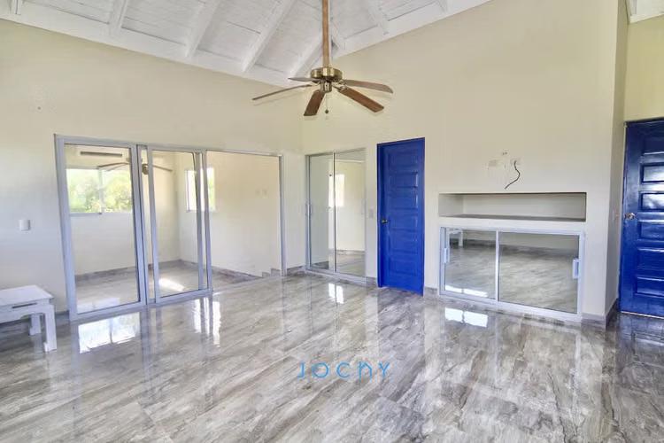 Jochy Real Estate vende, villa en Casa de Campo, La Romana, R.D - Imagen 4