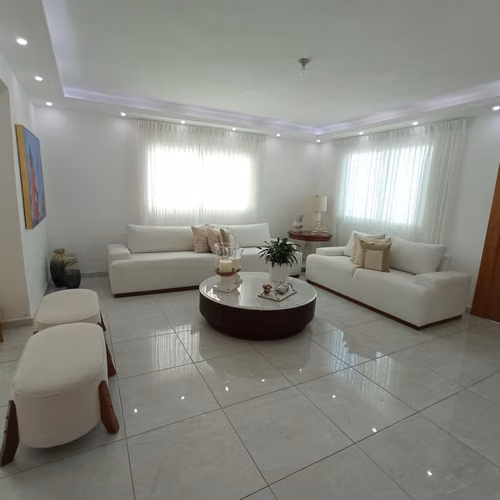 Casa en Venta con Patio en Prado Oriental, Santo Domingo Este. - Imagen 2