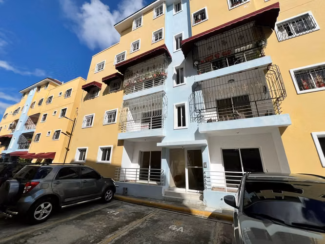 Apartamento en Venta tipo pent-house amueblado en  San Isidro de 3 habitaciones