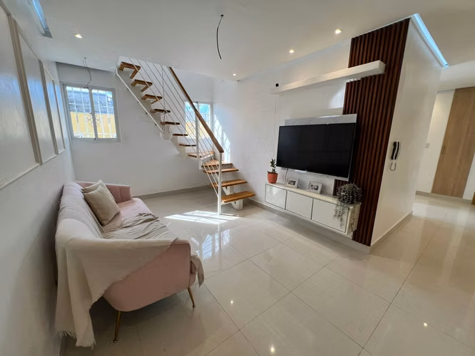 Apartamento en Venta tipo pent-house amueblado en  San Isidro de 3 habitaciones - Imagen 6