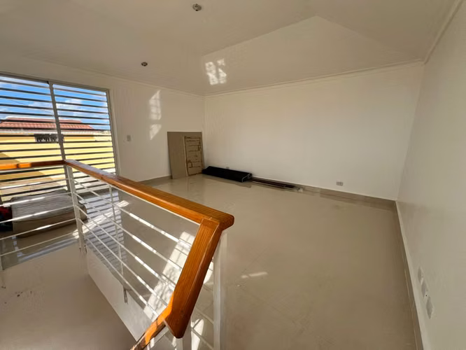 Apartamento en Venta tipo pent-house amueblado en  San Isidro de 3 habitaciones - Imagen 2