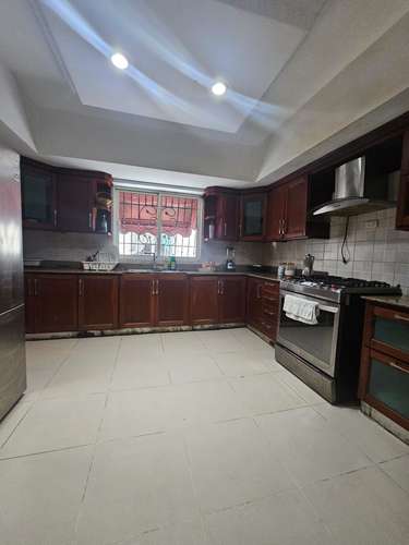 Apartamento en venta en Evaristo Morales de 3 habitaciones - Imagen 2