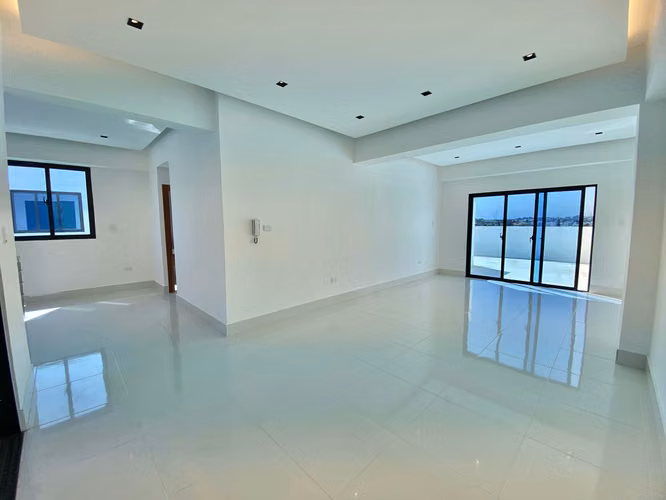 Lujoso Penthouse con 4 Habitaciones y Terraza Privada de Venta en Villa María!