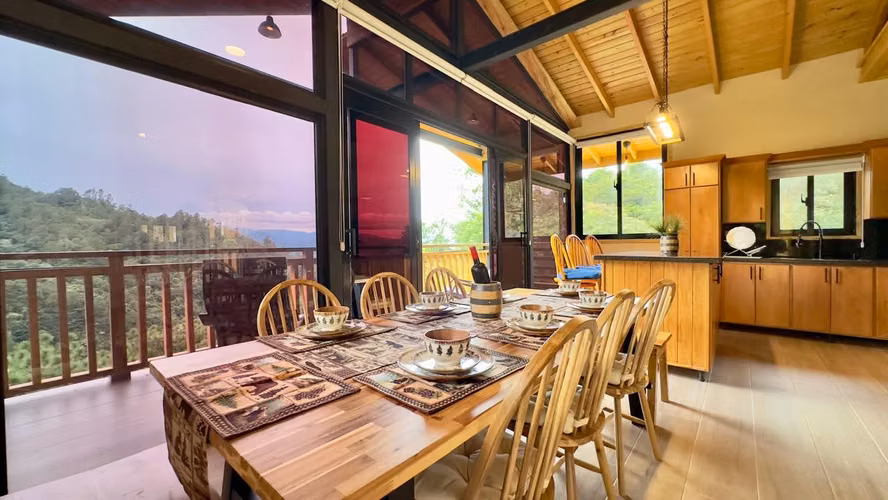Hermosa Villa de 3 Niveles en Venta en Jarabacoa - Imagen 6
