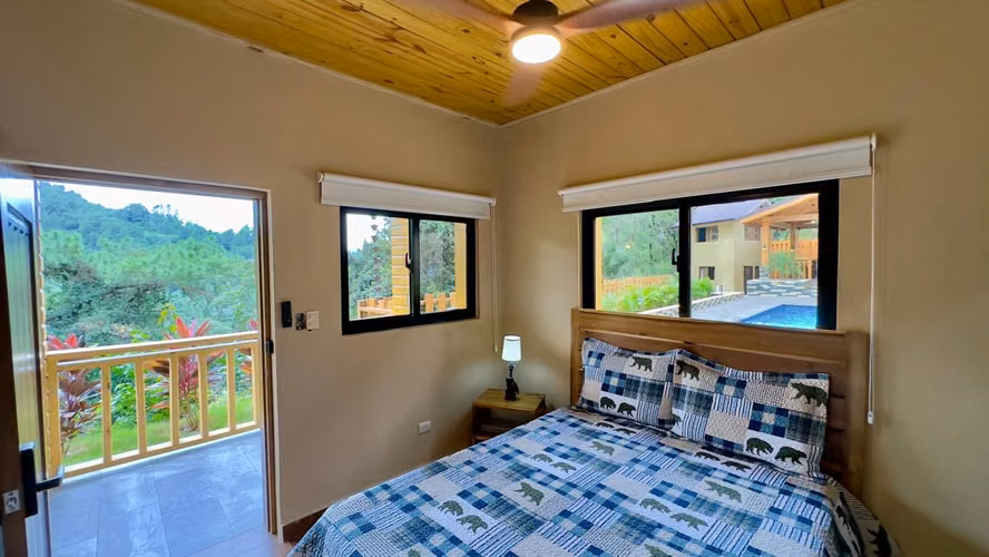 Hermosa Villa de 3 Niveles en Venta en Jarabacoa - Imagen 8
