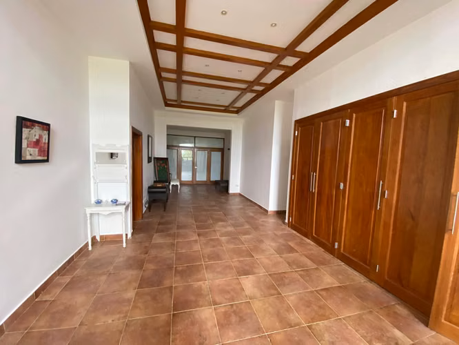 Villa en venta en Juan Dolió de 4 habitaciones