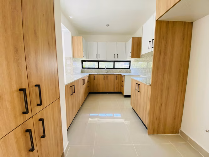 Apartamentos con 3 Habitaciones, Cuarto de Servicio y 2 Parqueos Techados de Venta en El Dorado 2do! - Imagen 4