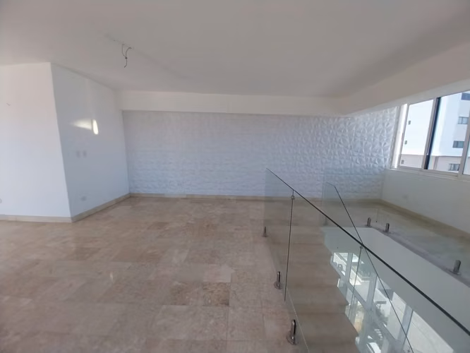 Penthouse en venta en Serralles 3 Habitaciones