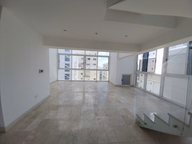 Penthouse en venta en Serralles 3 Habitaciones