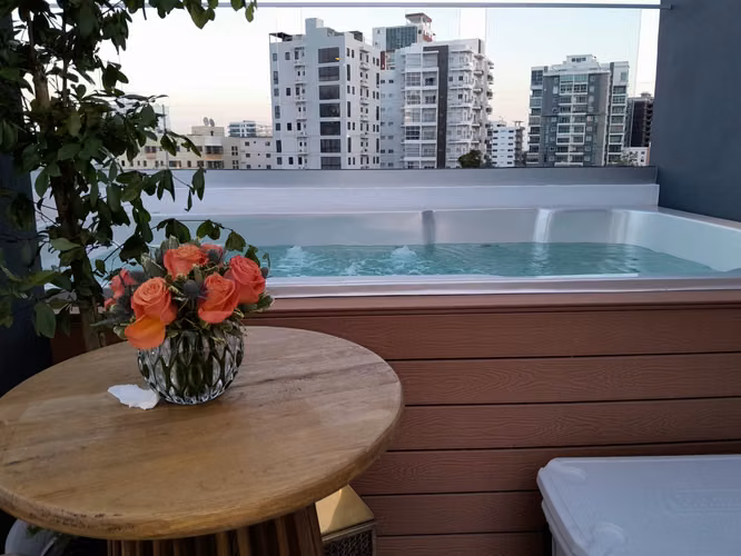 Apartamento 1Hab Amueblado Moderno c/Lounge, Picuzzi, Terraza y Gym