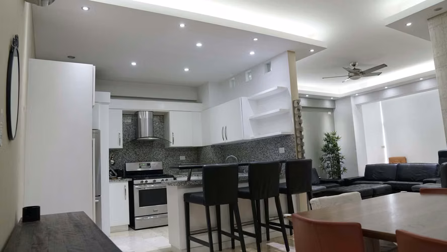 Alquilo Moderno Apartamento Amueblado en La Esperilla, Distrito Nacional, Santo Domingo. - Imagen 2
