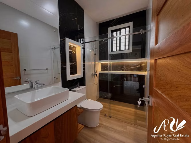 Hermosa Casa en Proyecto Cerrado - 2077 - Imagen 2