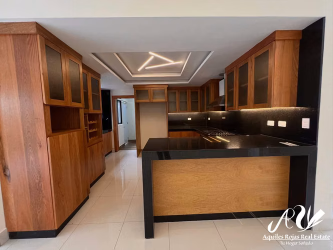 Hermosa Casa en Proyecto Cerrado - 2077 - Imagen 4