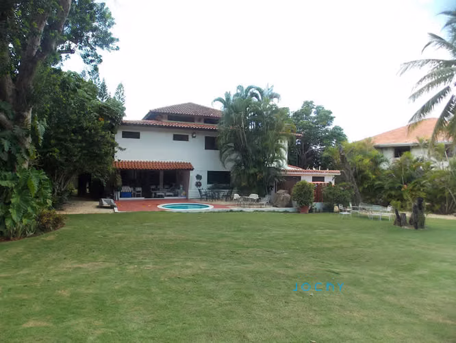 Jochy Real Estate vende, villa en Casa de Campo, La Romana, R.D