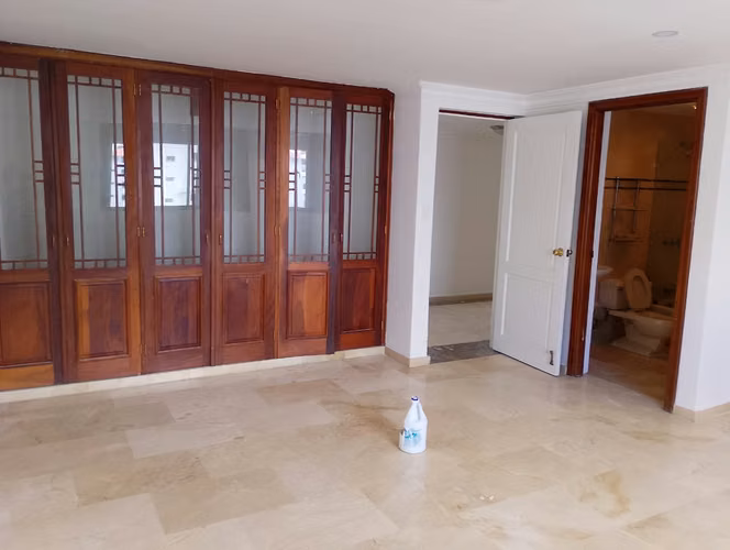 Penthouse con vista al mar y terraza privada con Jacuzzi