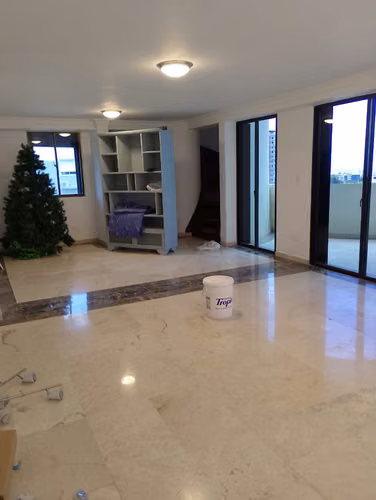 Penthouse con vista al mar y terraza privada con Jacuzzi