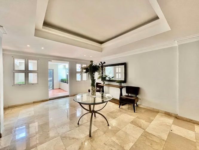 Penthouse en venta / alquiler en el Ensanche Paraíso de 4 habitaciones - Imagen 2