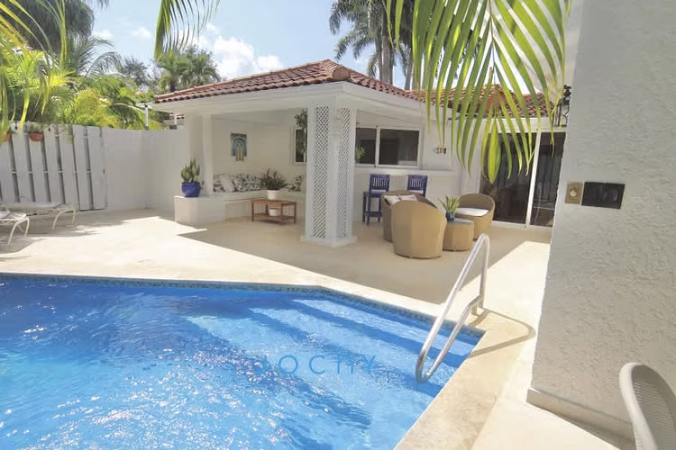 Jochy Real Estate sells, Golf Villa in Casa de Campo, La Romana, R.D
