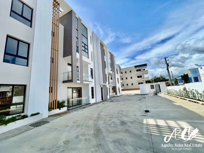 Residential Lia María - 1st. Level - 2101