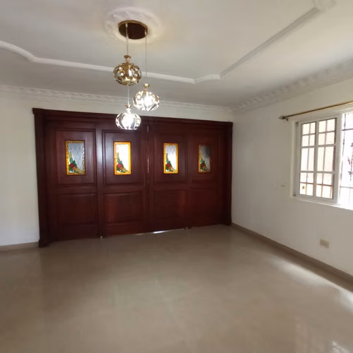 Casa en venta de 3 niveles en la Zona Oriental, Santo Domingo Este. - Imagen 7