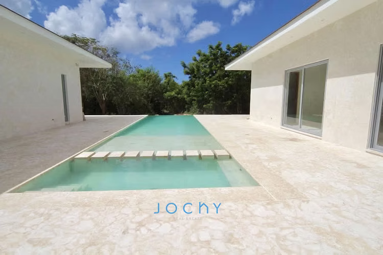 Jochy Real Estate vende, villa en Casa de Campo, La Romana, R.D - Imagen 7