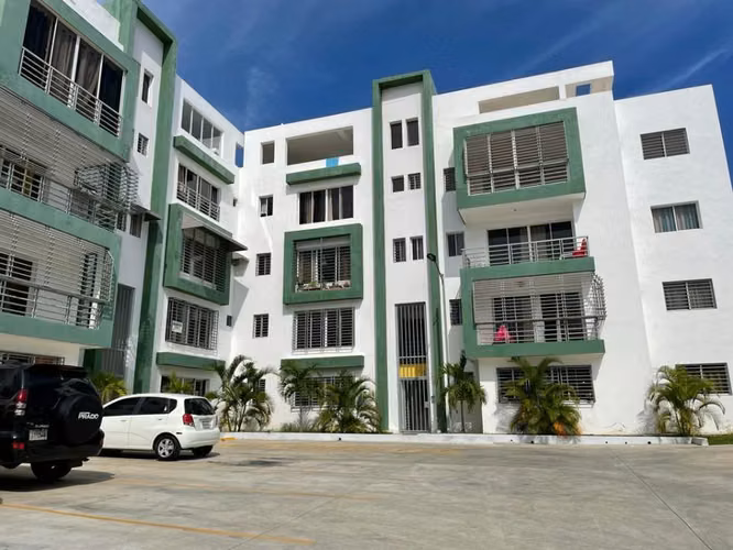 Apartamento en Venta de 3 habitaciones en la Jacobo Majluta, Santo Domingo Norte. - Imagen 9