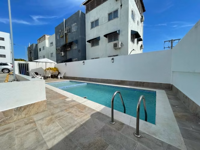 Apartamento en Venta de 3 habitaciones en la Jacobo Majluta, Santo Domingo Norte.