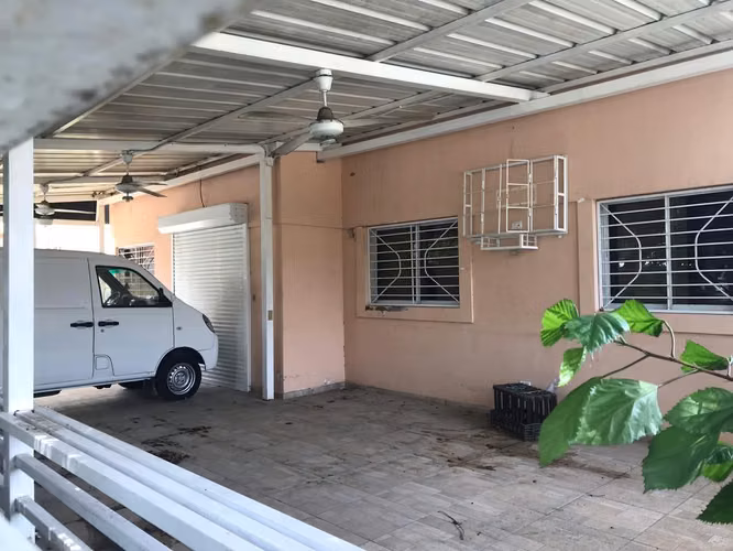 Terreno Comercial En Venta En La Autopista De San Isidro Con Charles De Gaulle, S.D.E.