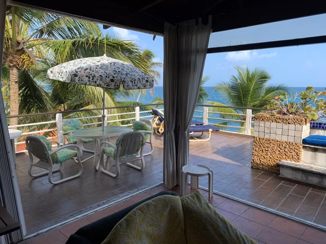 Apartamento en Venta de 3 Habitaciones en Guayacanes