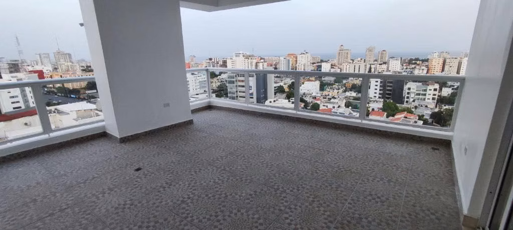 Penthouse de venta en Evaristo Morales
