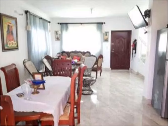 OPORTUNIDAD UNICA, CASA 3 NIV. AMUEBLADA,  EN BAVARO, RES. VILLAS - Imagen 8