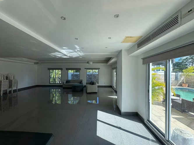 Alquilo apartamento en Bella Vista con línea blanca - Imagen 4