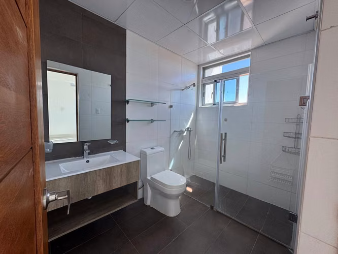 Alquilo apartamento en Bella Vista con línea blanca - Imagen 6