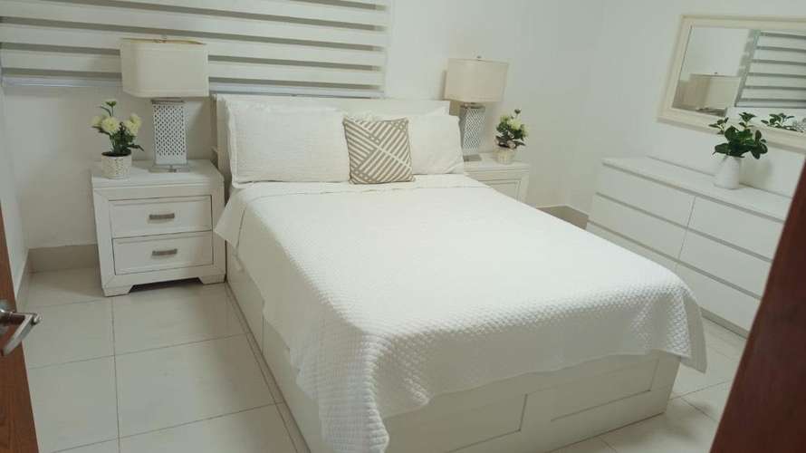 Apartamento En Alquiler De 1 Habitación Y 2 Baños En Naco