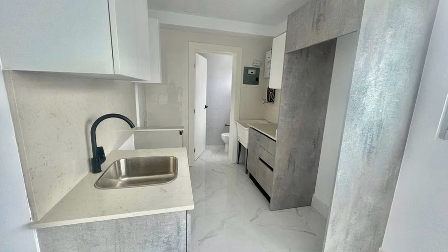 Apartamento de lujo en Venta 1HAB en Piantini, Santo Domingo - Imagen 2