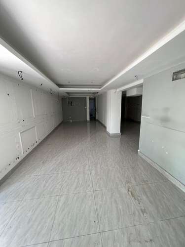 Alquilo Local Comercial en Urb Fernandez - Imagen 4