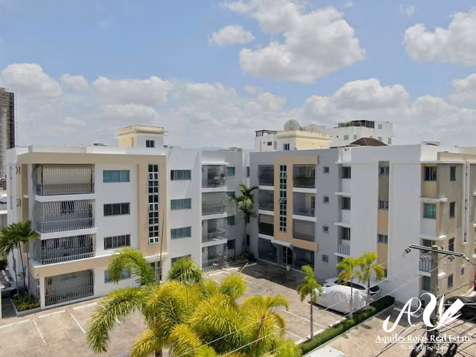 Apartamento en La Española - 3er. Nivel - 2128