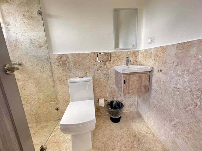 Villa a estrenar en venta en Juan Dolio, Metro Country Club - Imagen 4