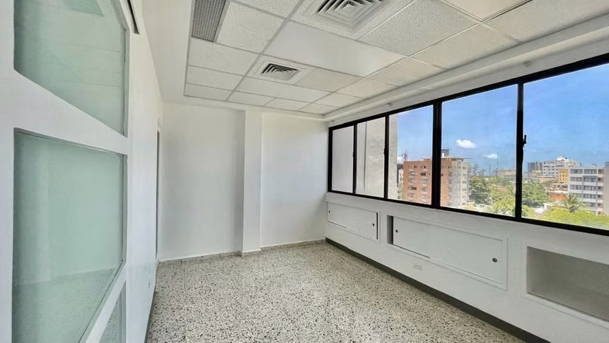 Local for Rent Office in El Vergel, Santo Domingo