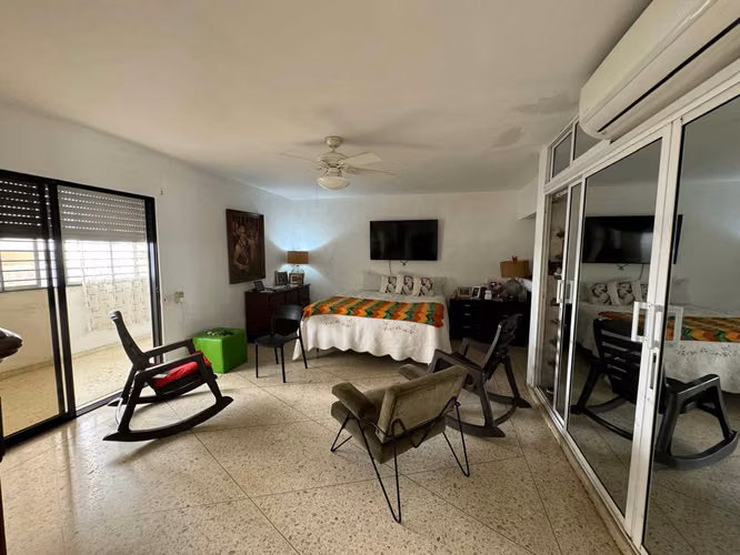 Alquilo casa en Naco