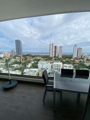 Renta de lujoso apartamento de 3 Hab. con Vista despejada al mar - Imagen 8