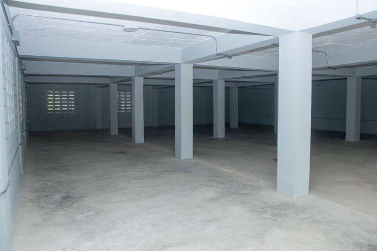 Nave industrial en alquiler en la Autopista 6 de noviembre