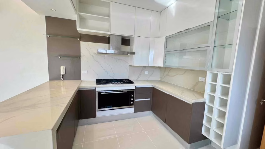 Innovador apartamento en venta en Naco de 3 habitaciones con amplio balcon y cocina moderna - Imagen 3