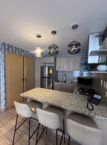 Apartamento En Alquiler De 1 Habitación Y 2 Baños En Piantini - Imagen 2