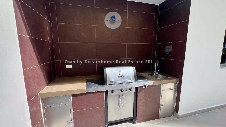 Innovador apartamento en venta en Naco de 3 habitaciones con amplio balcon y cocina moderna