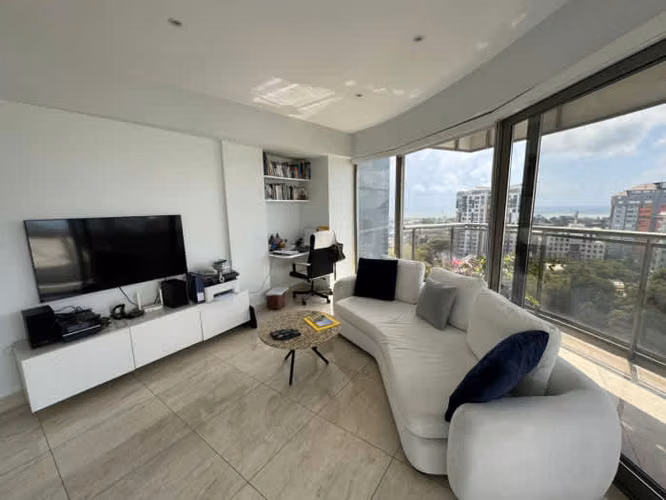 Residencia de Alto Nivel con Vista al Mar