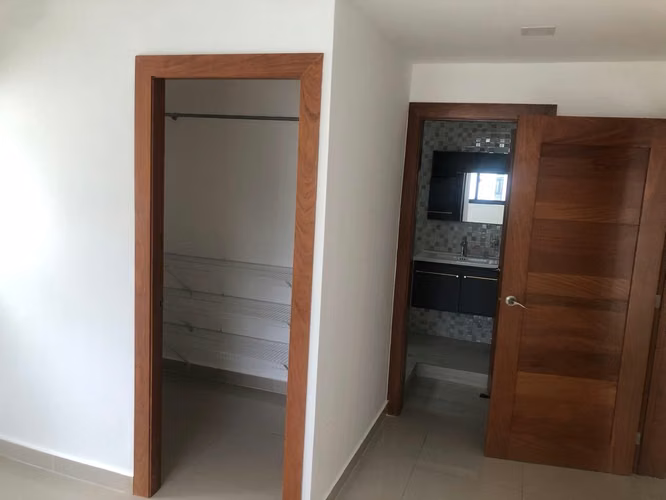 En Venta casa en Arroyo Hondo - Imagen 4