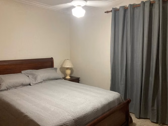 Apartamento En Alquiler De 2 Habitaciones Y 2 Baños En Piantini - Imagen 3