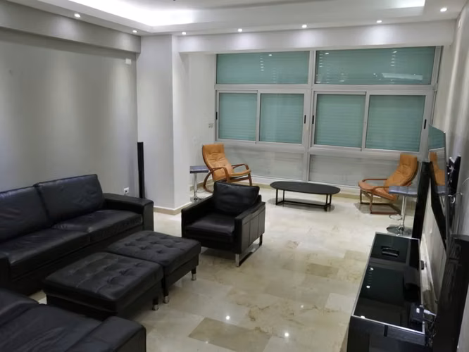 Alquilo Moderno Apartamento Amueblado en la Esperilla - Imagen 4